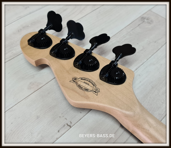 Sandberg Forty Eight VM4 Ebony, Black Highgloss